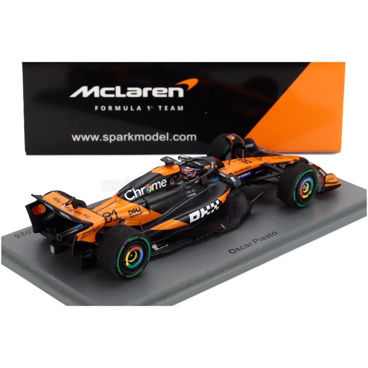SPARK MODEL McLAREN F1 MCL39 TEAM MCLAREN N 81 WINNER BELGIUM GP (WITH RAIN TIRES) 2025 OSCAR PIASTRI - ORANGE BLACK 1/43