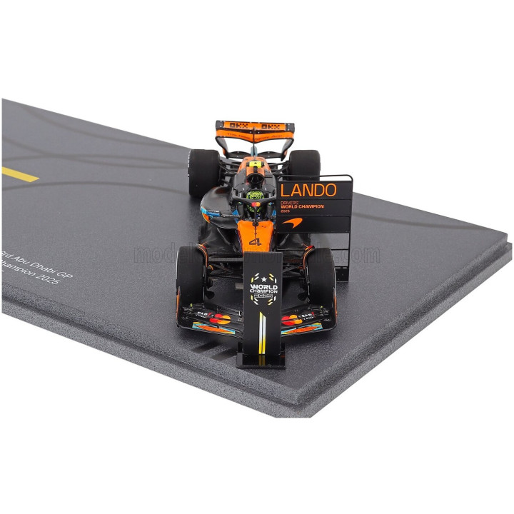 SPARK MODEL McLAREN F1 MCL39 TEAM MCLAREN N 4 WORLD CHAMPION 3rd ABU DHABI GP WITH PIT BOARD 2025 LANDO NORRIS - ORANGE BLACK