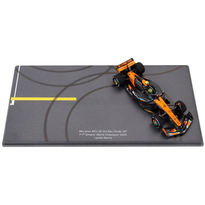 SPARK MODEL McLAREN F1 MCL39 TEAM MCLAREN N 4 WORLD CHAMPION 3rd ABU DHABI GP WITH PIT BOARD 2025 LANDO NORRIS - ORANGE BLACK
