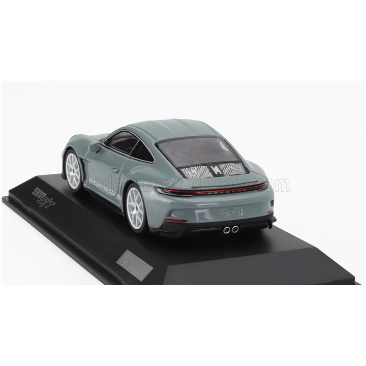 SPARK MODEL PORSCHE 911 992 S/T COUPE 2024 - LIGHT GREEN MET 1/43