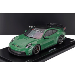 SPARK MODEL PORSCHE 911 992-2 GT3 COUPE MANTHEY KIT 2024 - CON VETRINA - WITH SHOWCASE - AURATIUM GREEN 1/18