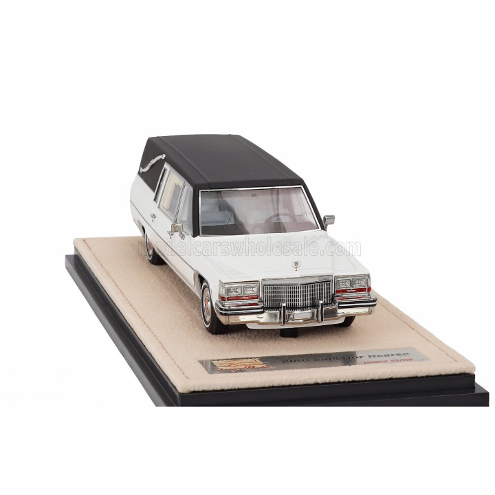 STAMP MODELS CADILLAC SUPERIOR 1980 - HEARSE - CARRO FUNEBRE - FUNERAL CAR - WHITE BLACK 1/43