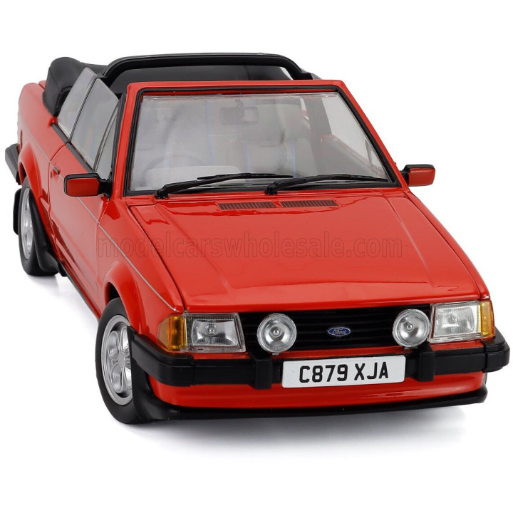 SUN STAR FORD ENGLAND ESCORT XR3i 1.6 MKIII RHD CABRIOLET OPEN 1984 - RED 1/18