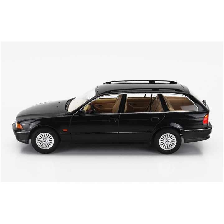 TRIPLE9 BMW 5-SERIES (E39) TOURING SW STATION WAGON 1998 - BLACK 1/18
