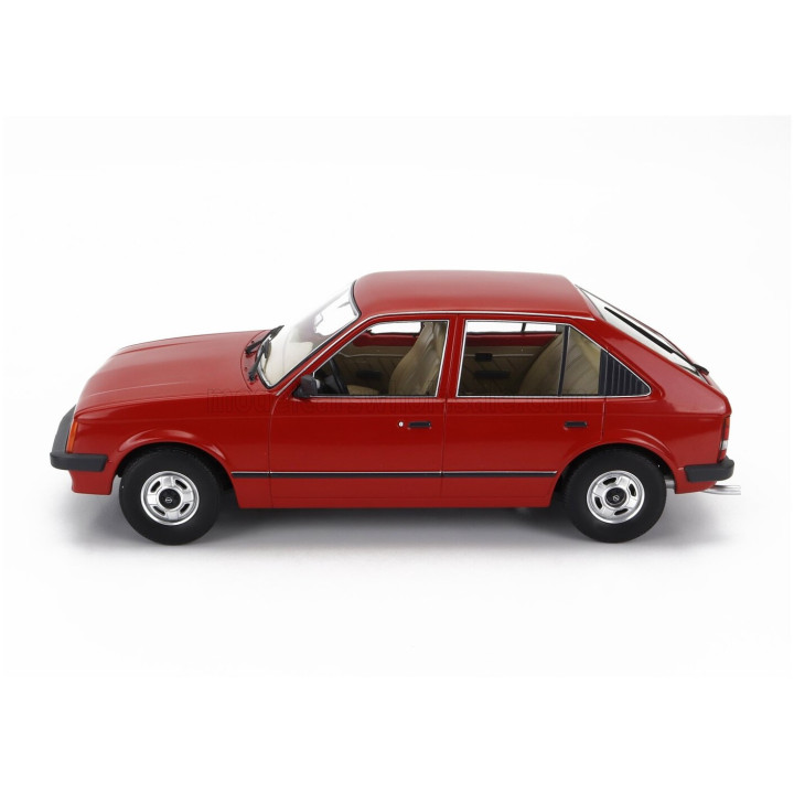 TRIPLE9 OPEL KADETT D 1984 - RED 1/18