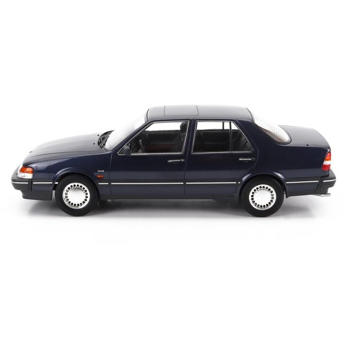 TRIPLE9 SAAB 9000 CD TURBO 1990 - DARK BLUE 1/18