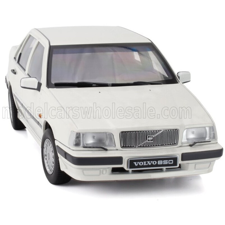 TRIPLE9 VOLVO 850 1993 - WHITE 1/18