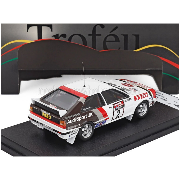 TROFEU AUDI QUATTRO (night version) N 2 WINNER RALLY SCOTTISH 1982 HANNU MIKKOLA - ARNE HERTZ - WHITE RED 1/43