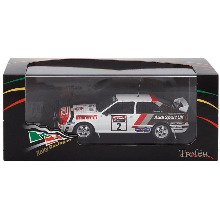 TROFEU AUDI QUATTRO (night version) N 2 WINNER RALLY SCOTTISH 1982 HANNU MIKKOLA - ARNE HERTZ - WHITE RED 1/43