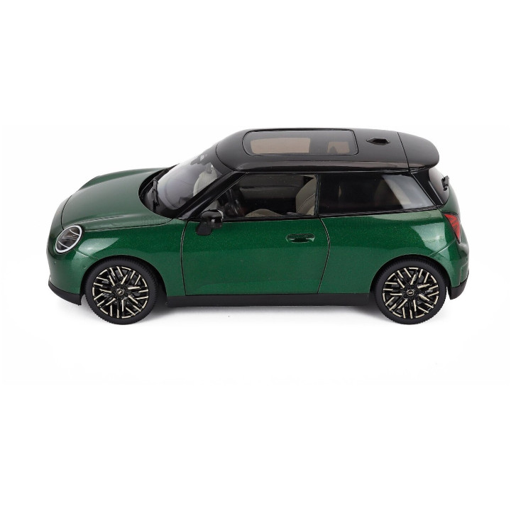 TRUESCALE MINI COOPER SE 2023 - BRITISH RACING GREEN 1/18
