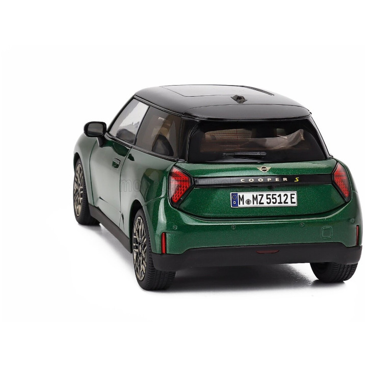 TRUESCALE MINI COOPER SE 2023 - BRITISH RACING GREEN 1/18