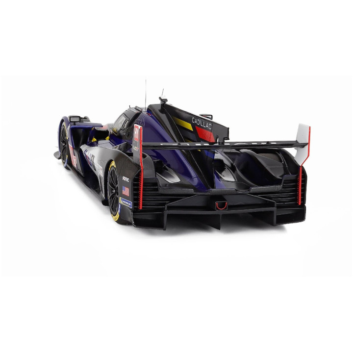 TRUESCALE CADILLAC V-SERIES R 5.5L V8 TEAM CADILLAC WTR N 101 24h LE MANS 2025 FILIPE ALBUQUERQUE - JORDAN TAYLOR - RICKY