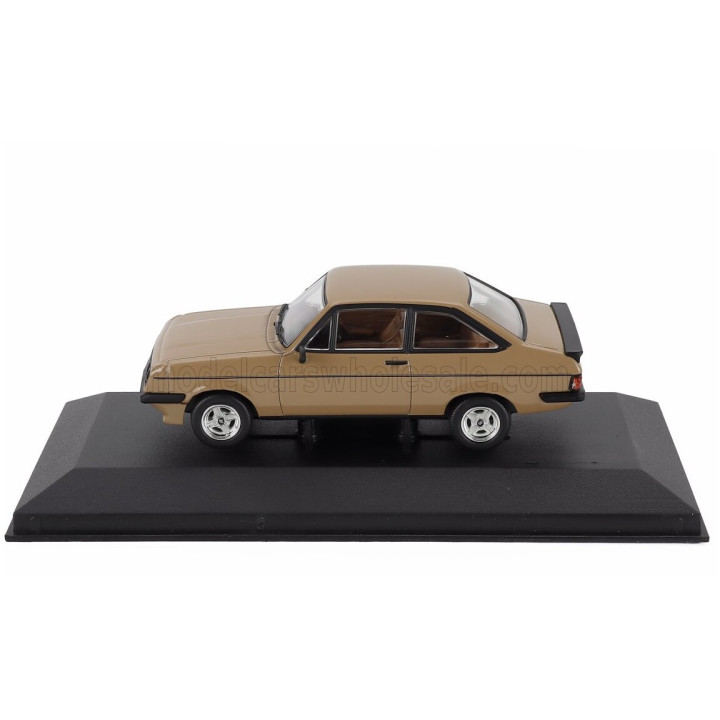 VANGUARDS FORD ENGLAND ESCORT MKII RS2000 CUSTOM 1976 - TUSCAN BEIGE 1/43