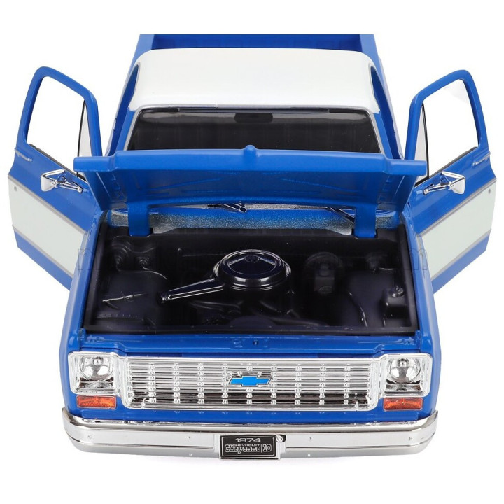 MAISTO CHEVROLET C-10 PICK-UP CHEYENNE SUPER 1974 - BLUE WHITE 1/18