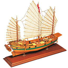 AMATI Čínská džunka 1:100 kit