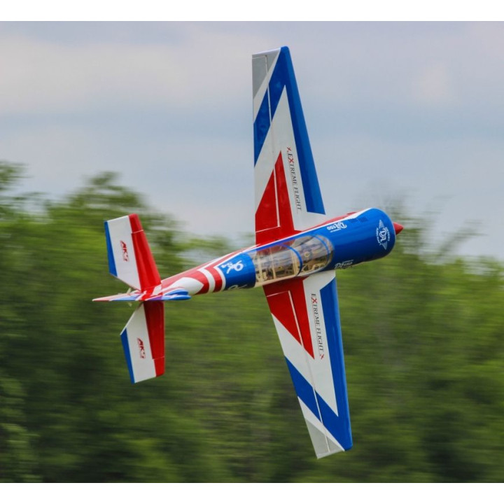 110" Yak 54 EXP červená/bílá 2,79m