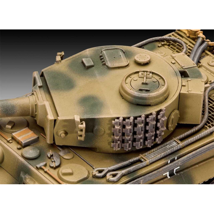 Plastic ModelKit tank 03262 - PzKpfw VI Ausf. H Tiger (1:72)