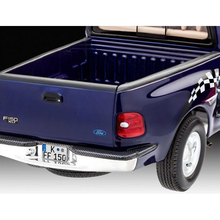 Plastic ModelKit auto 07045 - '97 Ford F-150 XLT (1:25)