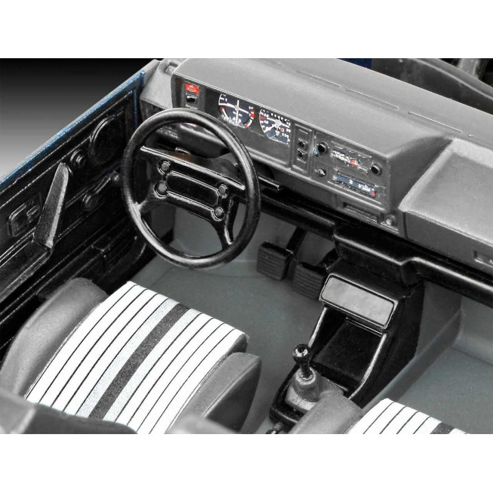 Gift-Set auto 05694 - 35 Years VW Golf 1 GTi Pirelli (1:24)