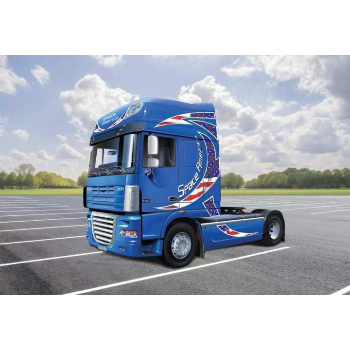 Model Kit truck 3933 - DAF XF105 Space America (1:24)