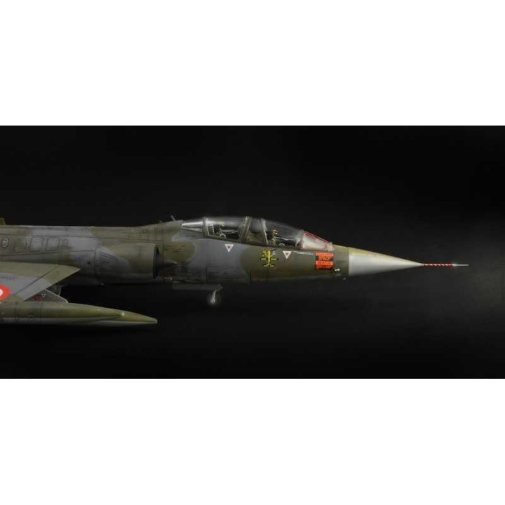 Model Kit letadlo 2509 - TF-104 G Starfighter (1:32)