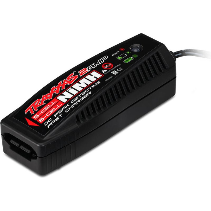 Traxxas nabíječ DC-Peak 2A s autozástrčkou