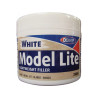 Model Lite White je velmi lehký jednosložkový tmel bílé barvy na dřevo, balsu, laminát a podobné materiály. Zachovává si své rozměry, nesmršťuje se. Tmel lze ředit vodou, tónovat vodou ředitelnými barvami v prášku. Pro zahuštění lze použít mikrobalony.