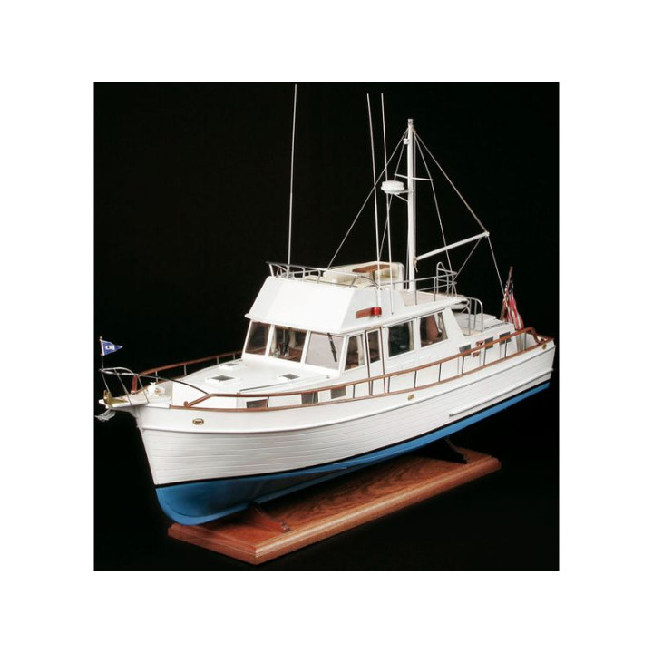 AMATI Grand Banks motorová jachta 1967 1:20 kit