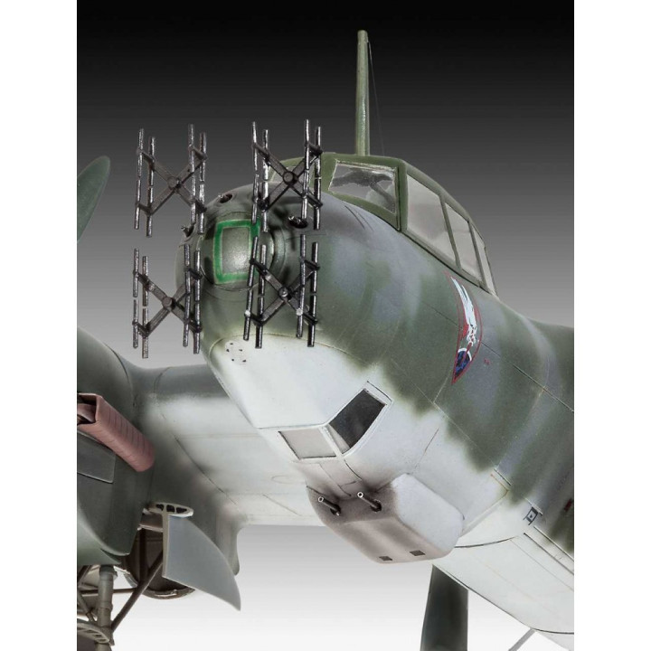 Plastic ModelKit letadlo 04925 - Dornier Do 215 B-5 Nightfighter (1:48)