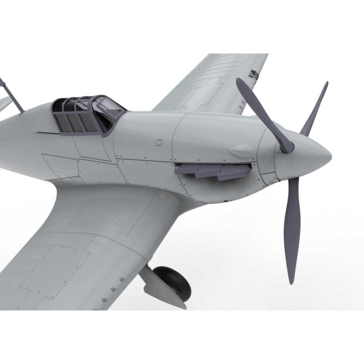 Starter Set letadlo A55111 - Hawker Hurricane Mk1 (1:72)