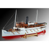 Stavebnice modelu švédského osobního parníku z roku 1913, Nordic Claas Boats Bohuslän v měřítku 1:45. Parník byl postaven v roce 1913 v Eriksbergs Warf v Göteborgu. Více než 40 let plul po západním pobřeží Švédska. Byl vyřazen z provozu v roce 1963. Stavebnice je z dřevěných, laserem vyřezaných dílů.
