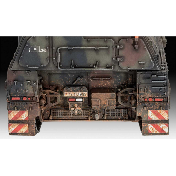 Plastic ModelKit tank 03279 - Panzerhaubitze 2000 (1:35)