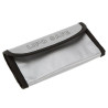 Lipo Battery Safe Guard je ochranný vak z nehořlavého materiálu určený pro bezpečné uložení a přepravu LiPo akumulátorů. Rozměry 185 × 75 × 60 mm. V případě exploze baterie pomáhá zadržet plamen a minimalizovat riziko požáru. Ideální pro cestování, skladování i nabíjení baterií. Nezbytné příslušenství pro každého uživatele dronů a RC techniky.