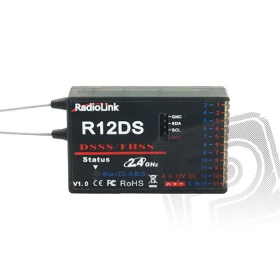 Přijímač R12DS