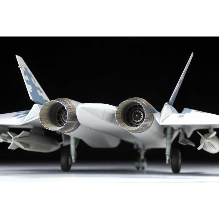 Model Kit letadlo 7319 - Sukhoi SU-57 (1:72)
