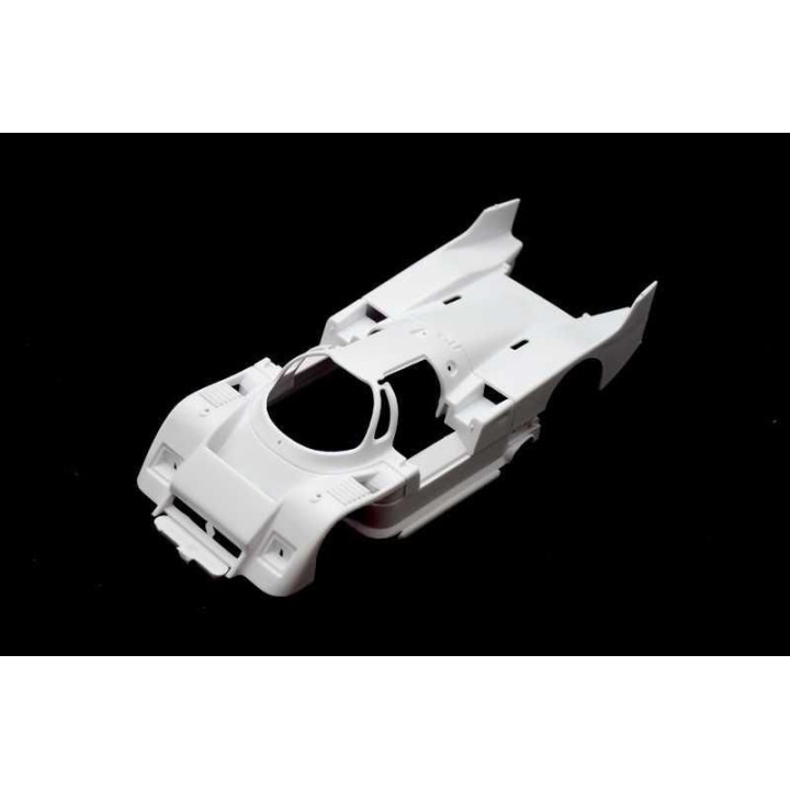 Model Kit auto 3641 - Lancia LC2 (1:24)
