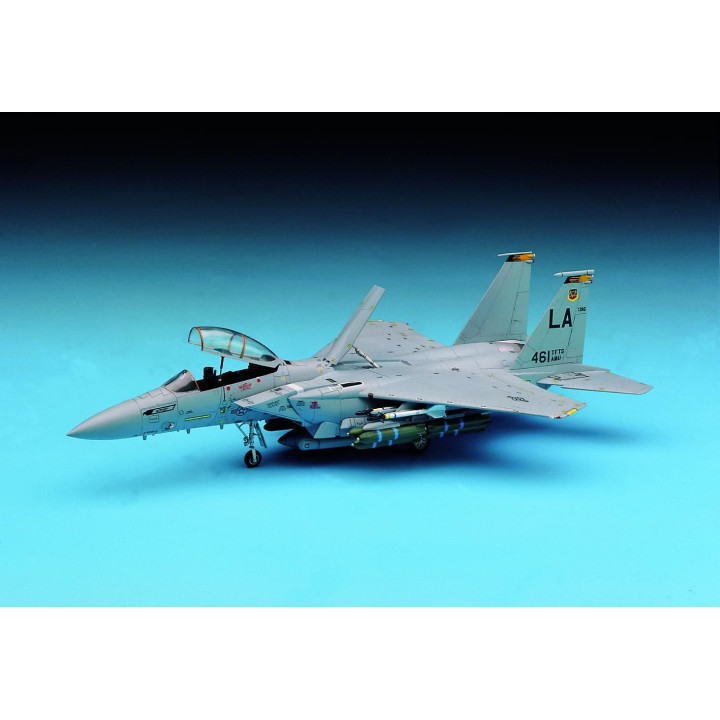 Model Kit letadlo 12478 - F-15E (1:72)