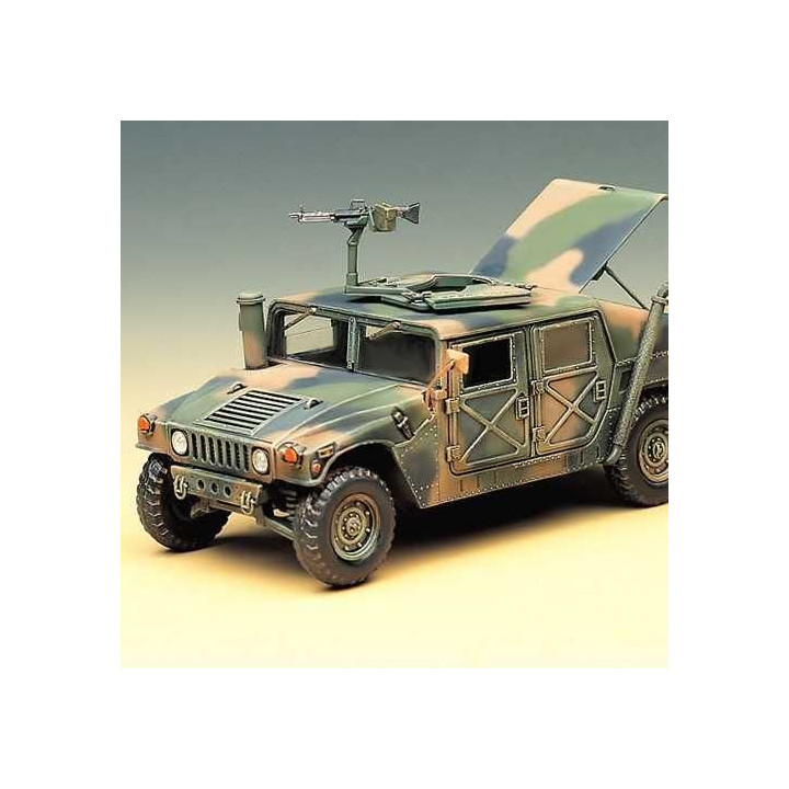 Model Kit military 13241 - M-1025 ARMORED CARRIER (1:35)