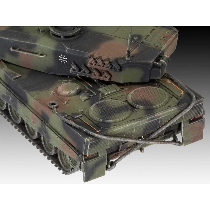 Plastic Modelkit military 03311 - SLT 50-3 "Elefant" + Leopard 2A4 (1:72)