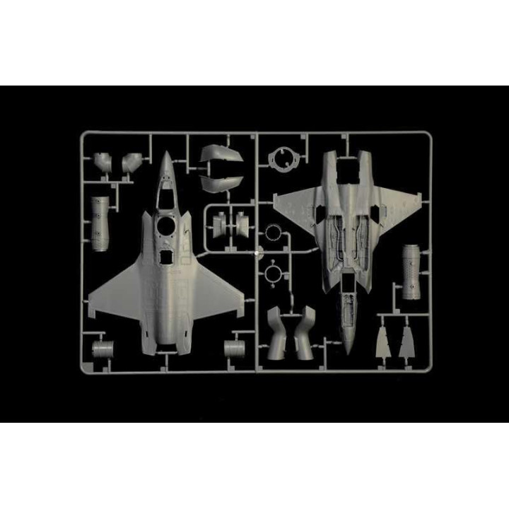 Model Kit letadlo 1425 - F-35 B Lightning II STOVL version (1:72)