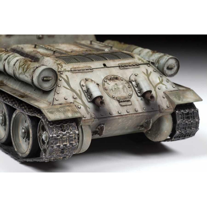 Model Kit military 3691 - Soviet tank Destroyer SU-122 (1:35)