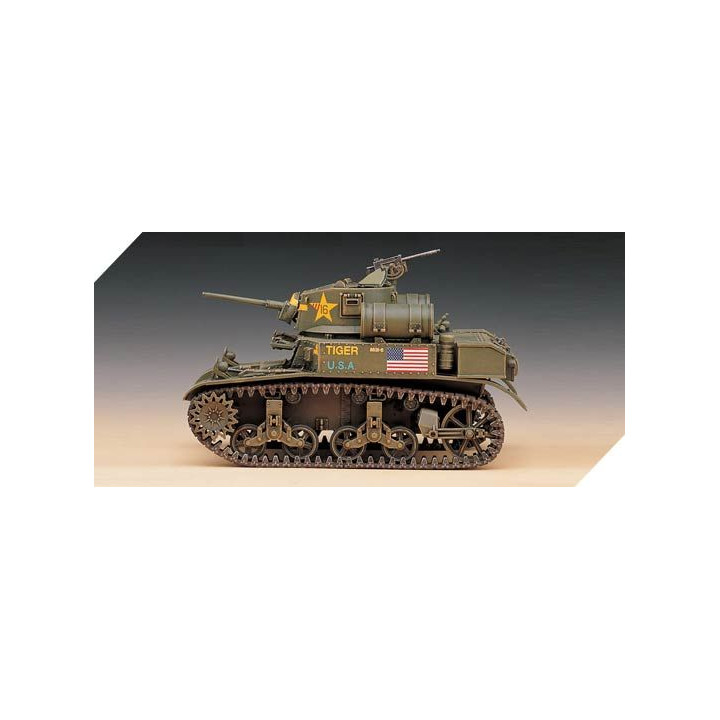 ACADEMY M3 A1 Stuart 1:35