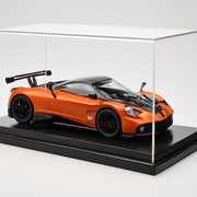 1:18